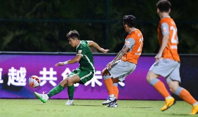 【中超】高迪梅开二度郜林进球被吹 深圳0比2浙江