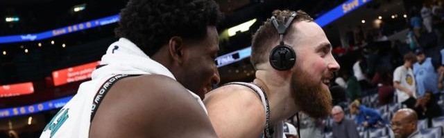 开云-湖人两大弃将变灰熊板凳利器！佩总干了多少昏招？