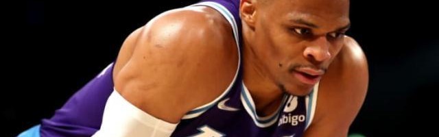 开云网页版-展望湖人后半季：健康和韦少两大难题挥之不去