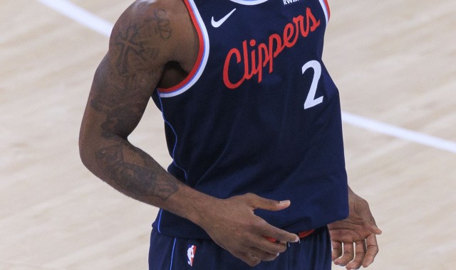 无解进攻！伦纳德背转身翻身跳投&amp;暴扣个人连续得分