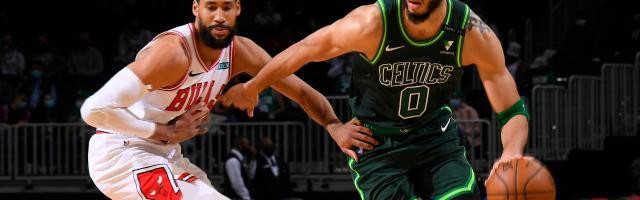 开云官方网站-17中3！塔图姆再度上演“例行”打铁秀 绿军终止连胜