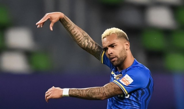 于根伟将提前出手为津门虎补强新外援，球迷直言很期待，引发热议