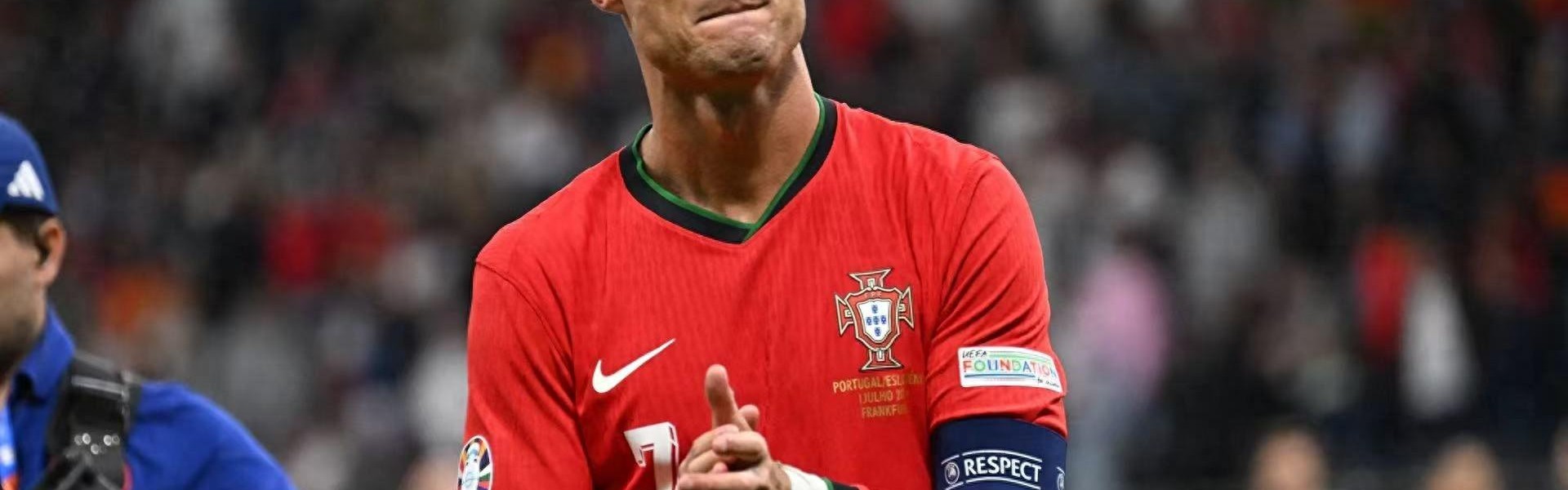 开云官方网站-冲击新纪录！世预赛葡萄牙客战匈牙利，C罗进球将成为历史射手王